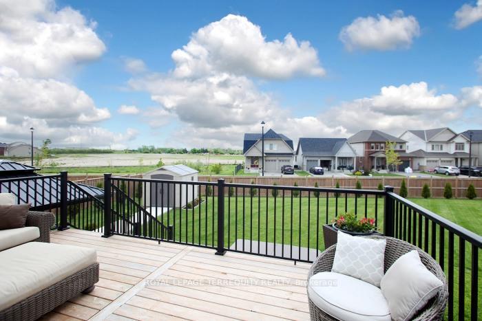 









220


Harpin

Way East,
Centre Wellington,




ON
N1M 2W3

