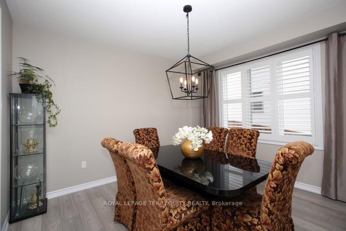 









220


Harpin

Way East,
Centre Wellington,




ON
N1M 2W3

