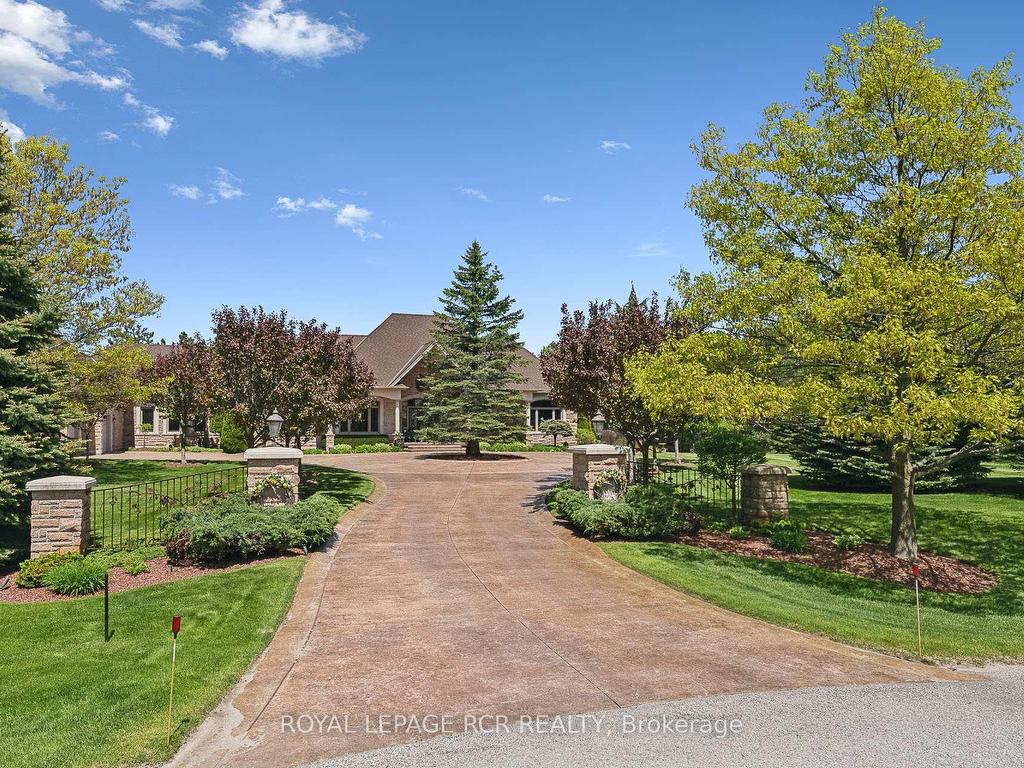 









7


Sugarbush

Lane,
Uxbridge,




ON
L9P 2A1

