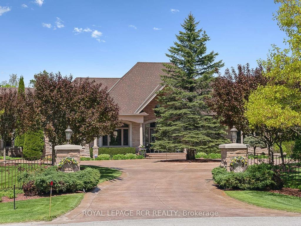 









7


Sugarbush

Lane,
Uxbridge,




ON
L9P 2A1

