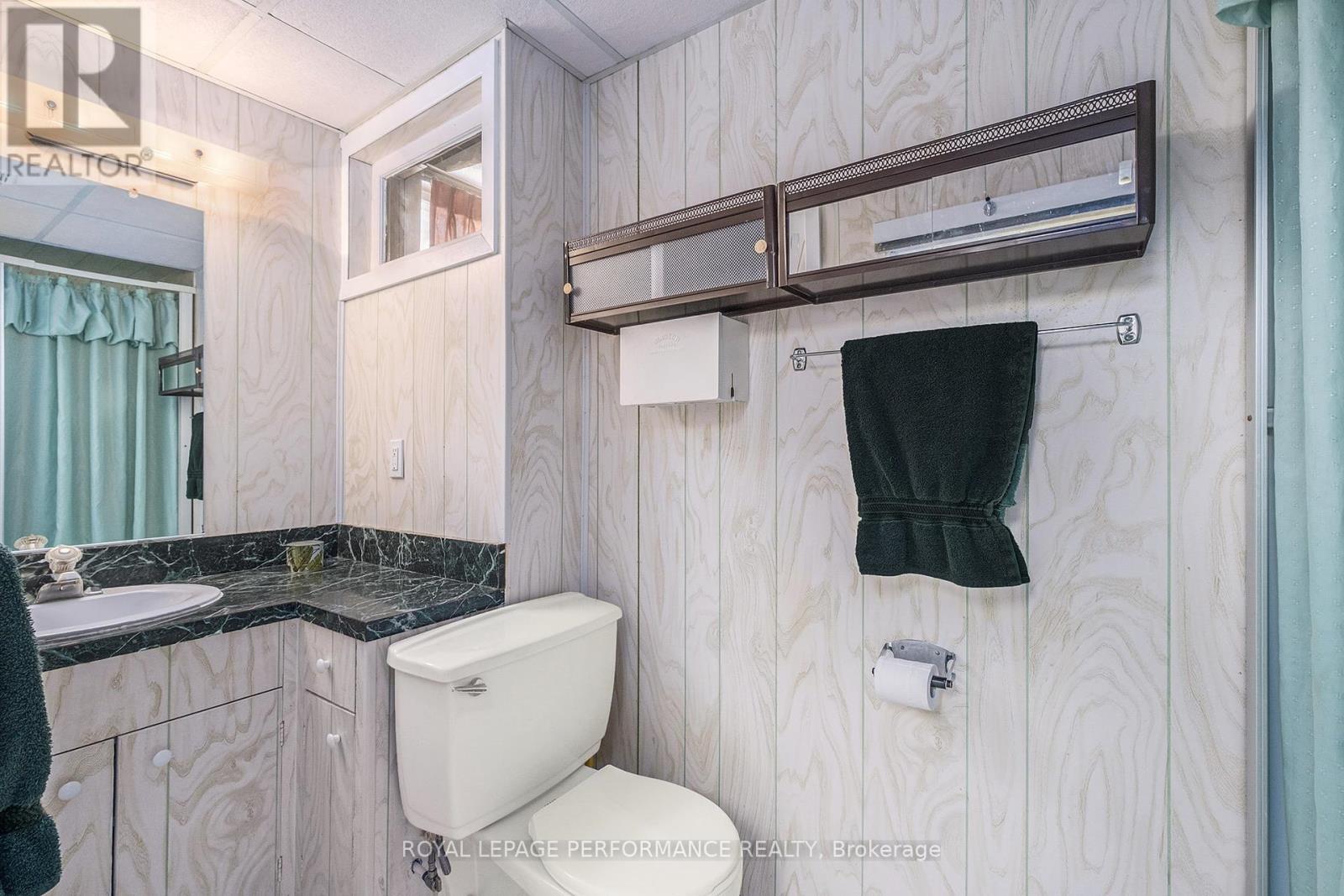 












1210 QUEEN STREET

,
Cornwall,




Ontario
K6J1P8

