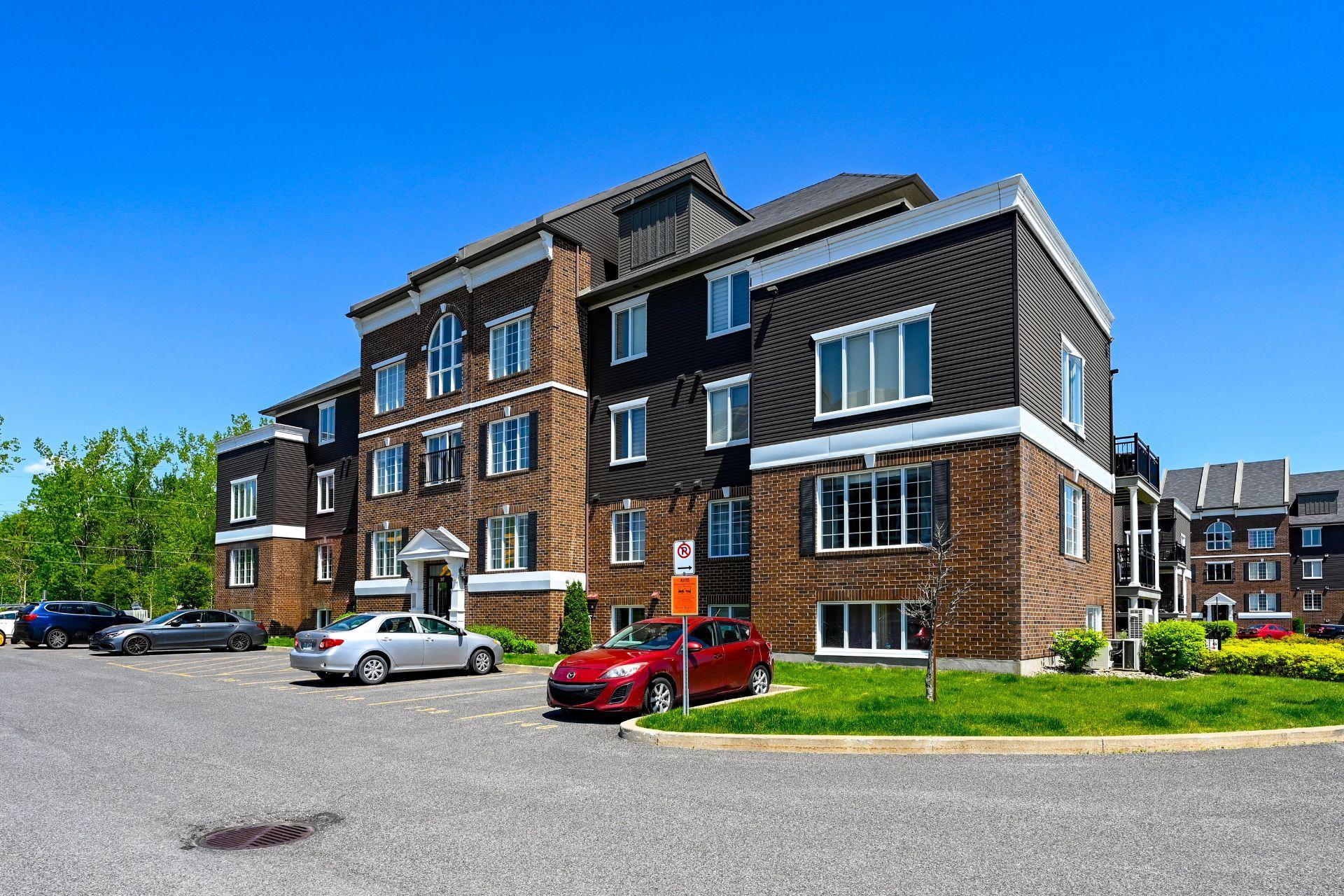 









317


Rue Ste-Catherine

, 404,
Saint-Constant,




QC
J5A0G1

