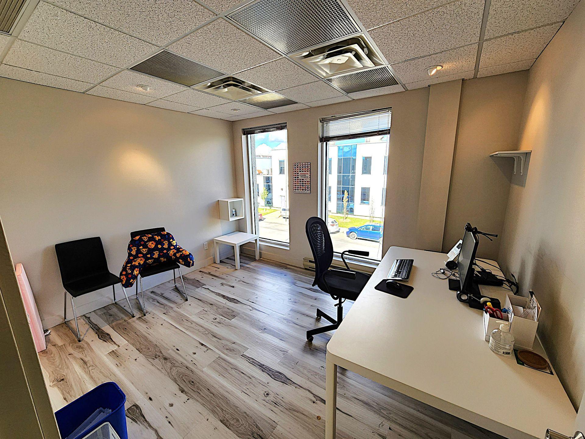 









1405


Boul. Henri-Bourassa O.

,
Montréal (Ahuntsic-Cartierville),




QC
H3M3B2

