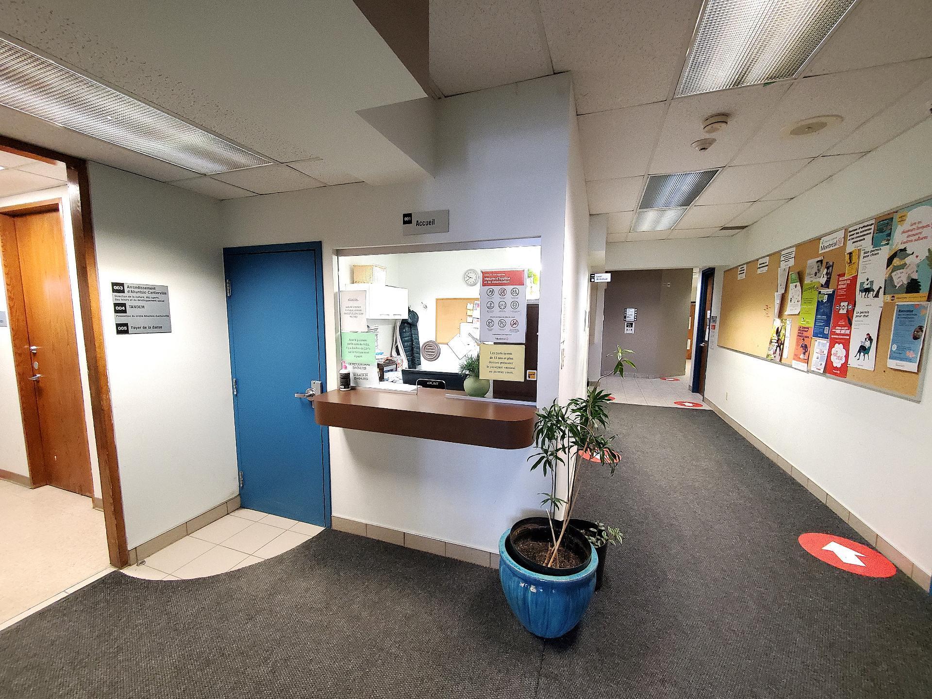 









1405


Boul. Henri-Bourassa O.

,
Montréal (Ahuntsic-Cartierville),




QC
H3M3B2

