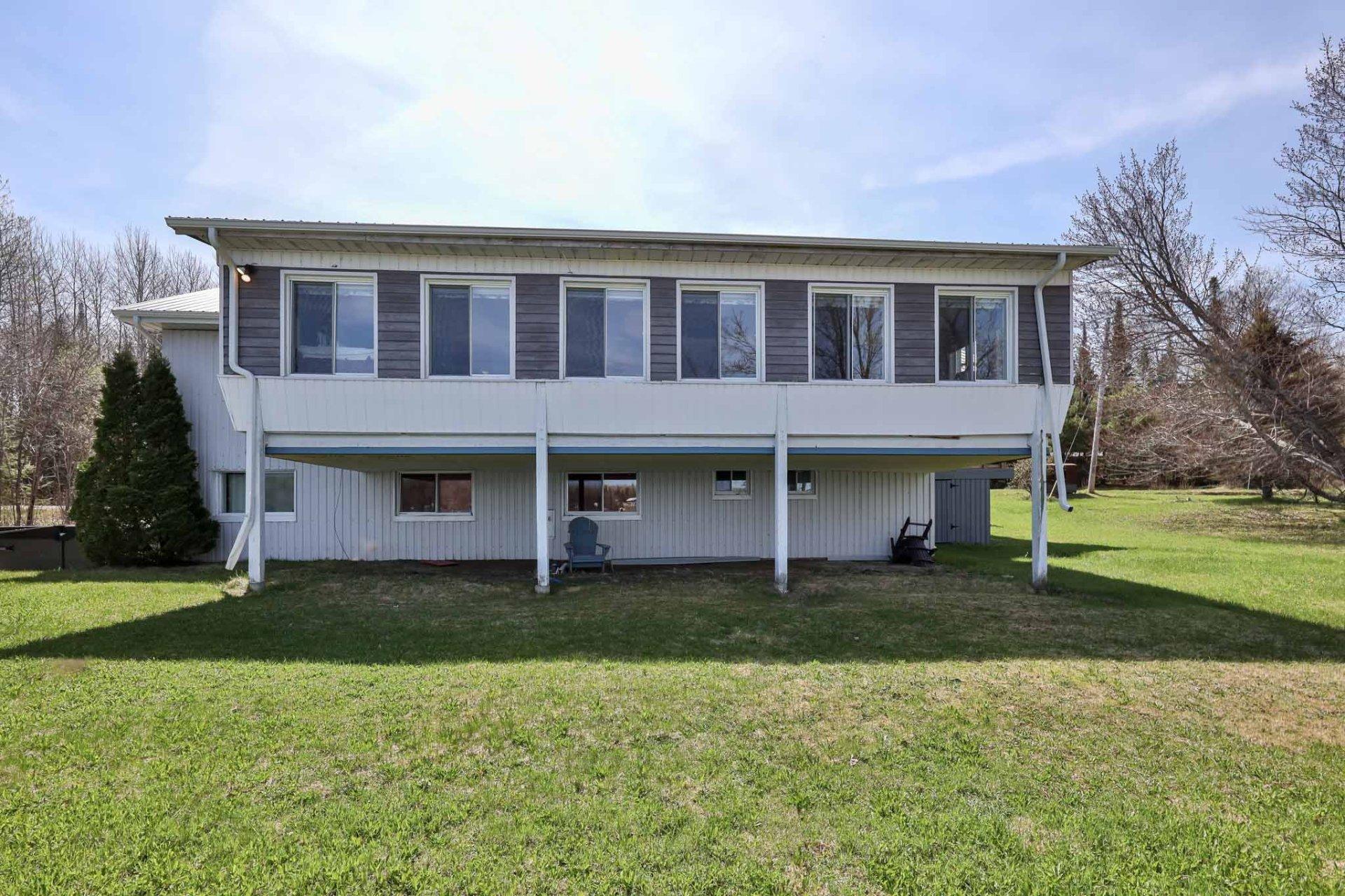 









172


Ch. du Lac-Murray

,
Aumond,




QC
J0W1W0

