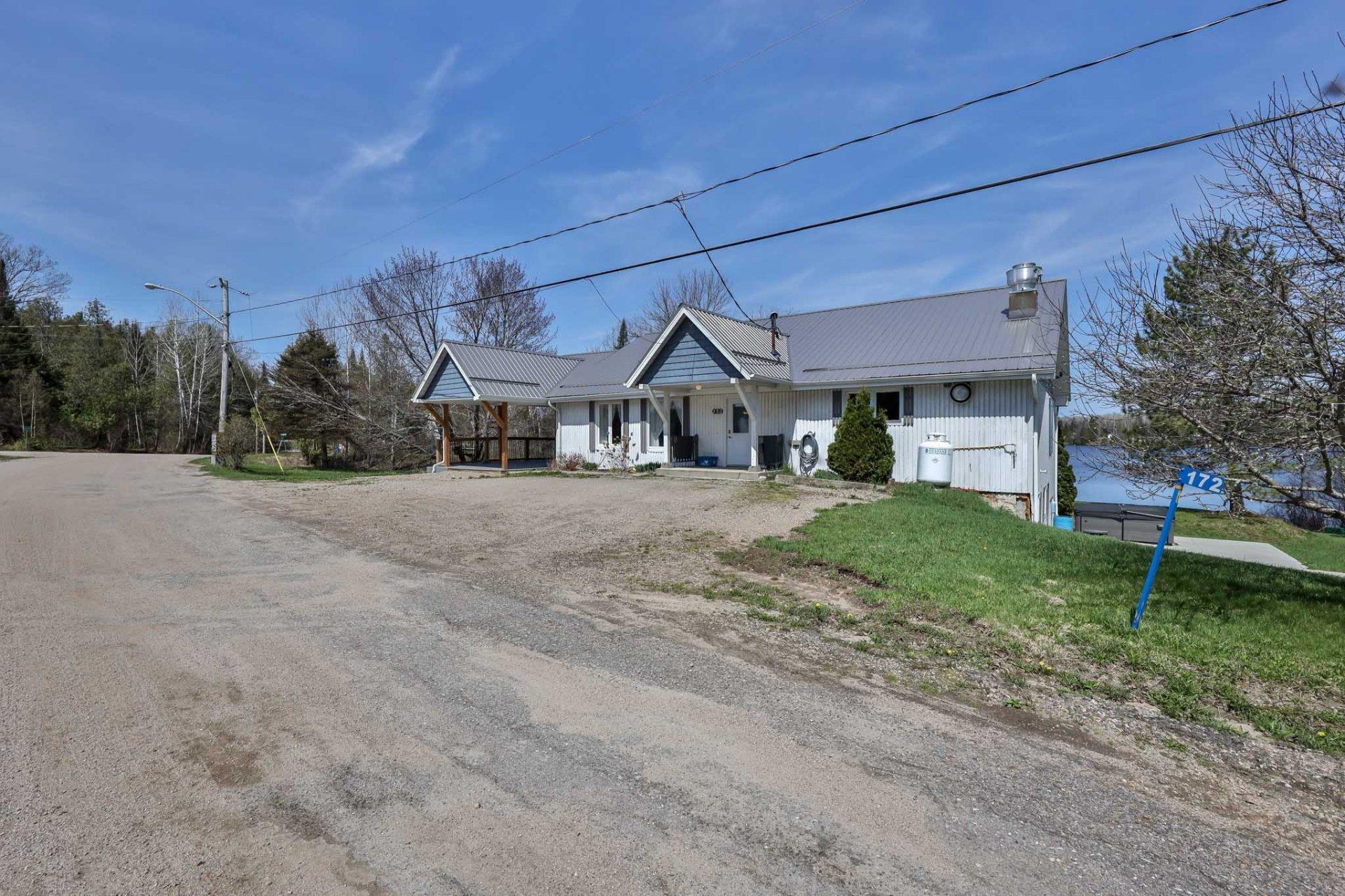 









172


Ch. du Lac-Murray

,
Aumond,




QC
J0W1W0

