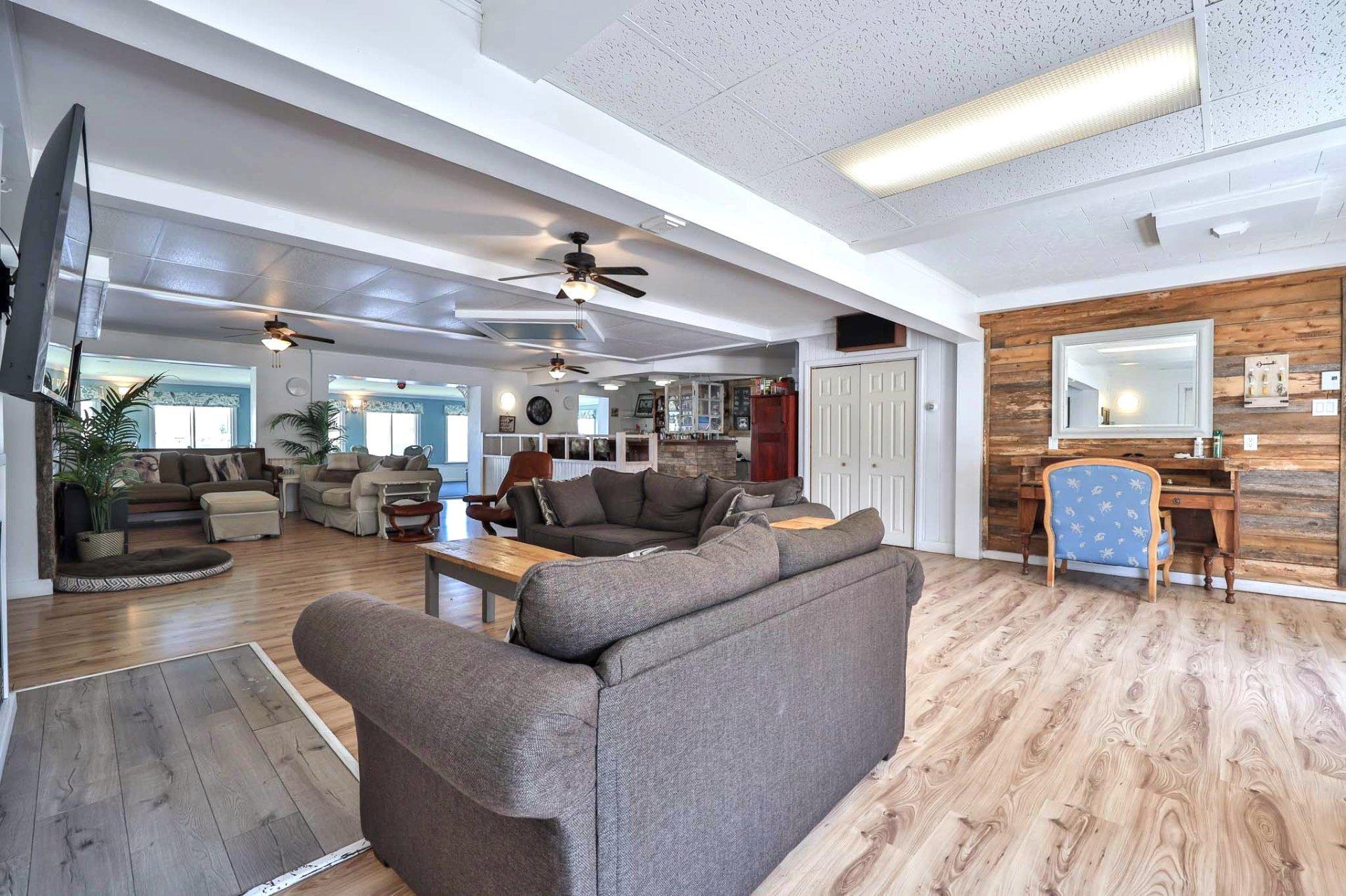 









172


Ch. du Lac-Murray

,
Aumond,




QC
J0W1W0

