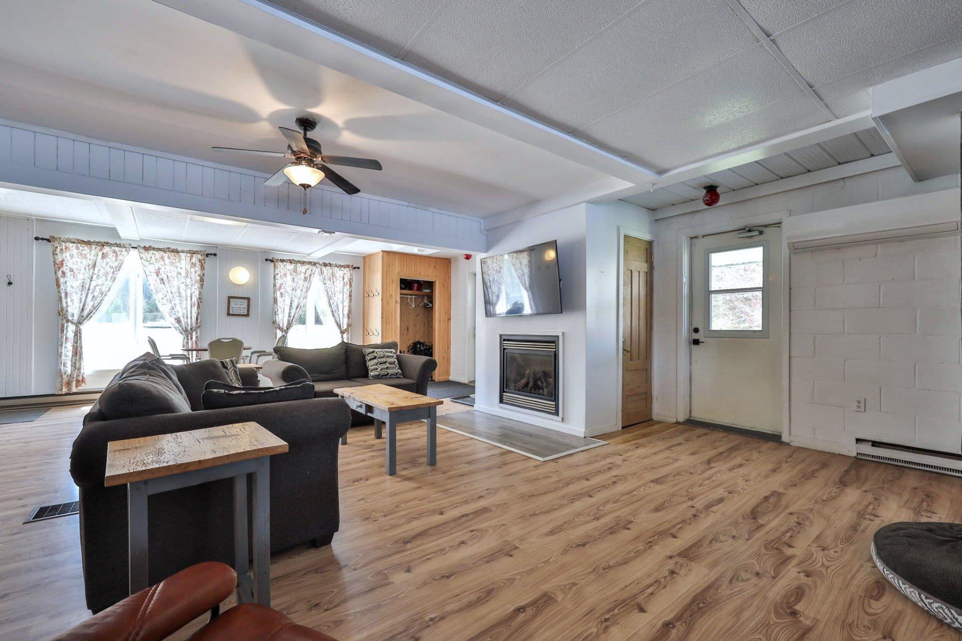 









172


Ch. du Lac-Murray

,
Aumond,




QC
J0W1W0

