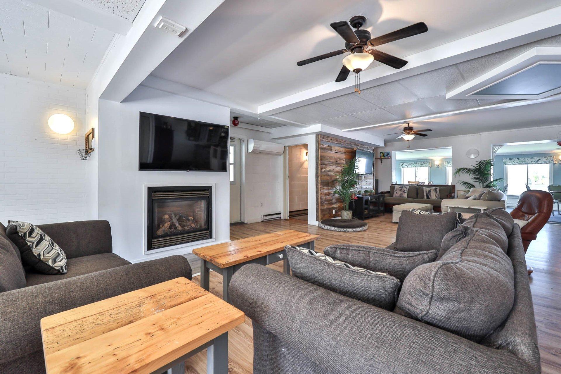 









172


Ch. du Lac-Murray

,
Aumond,




QC
J0W1W0

