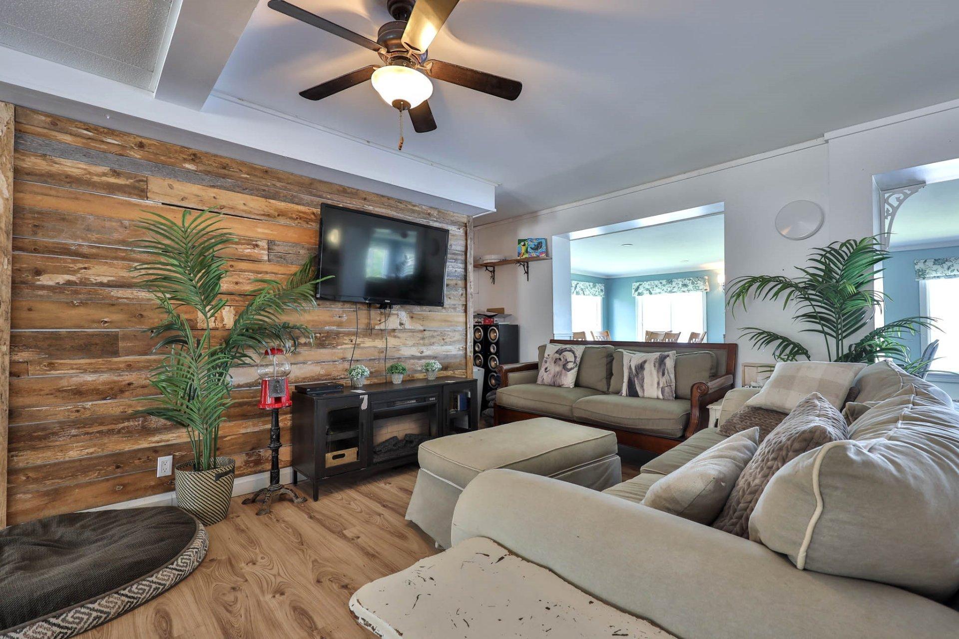 









172


Ch. du Lac-Murray

,
Aumond,




QC
J0W1W0

