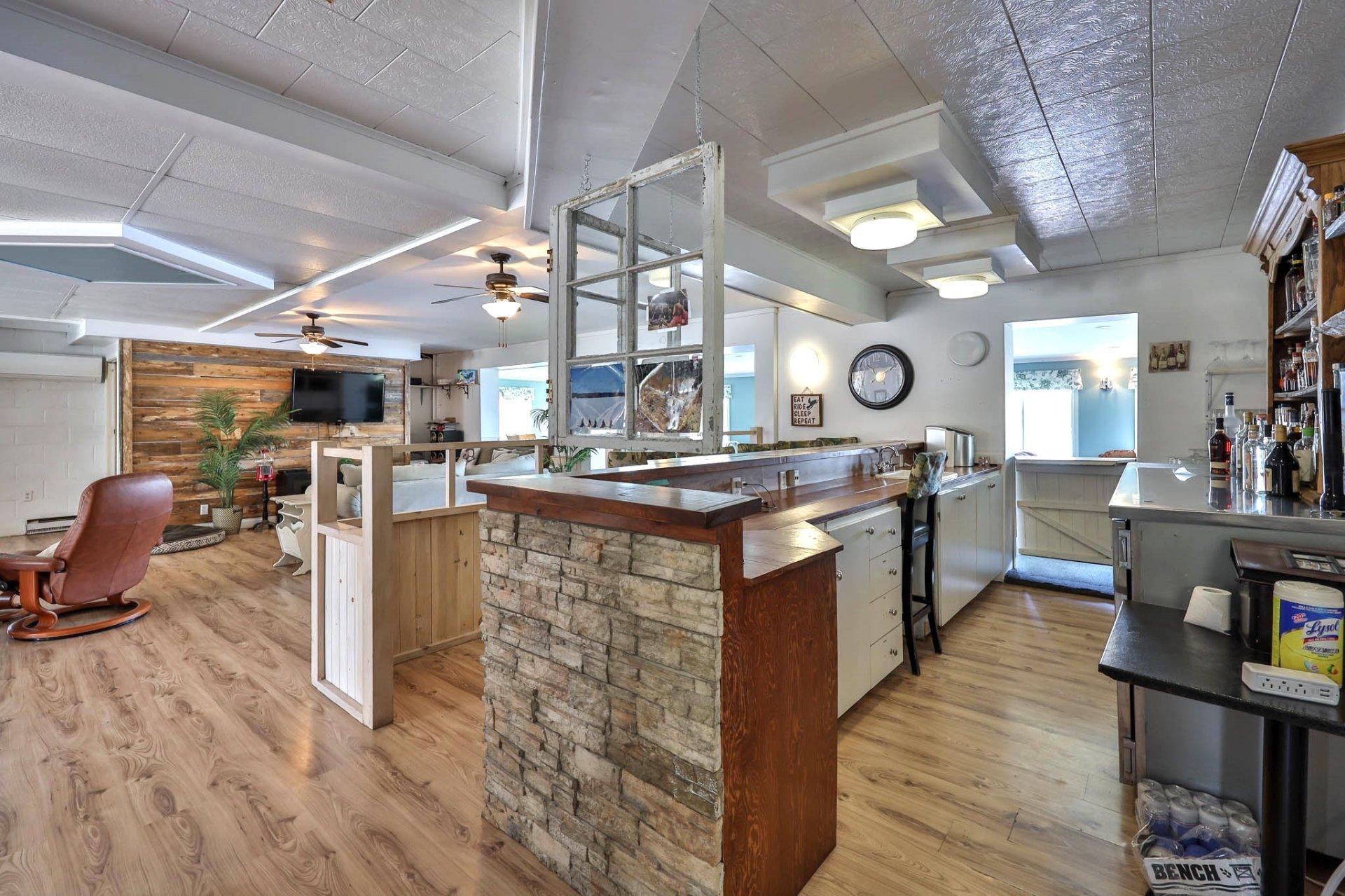 









172


Ch. du Lac-Murray

,
Aumond,




QC
J0W1W0


