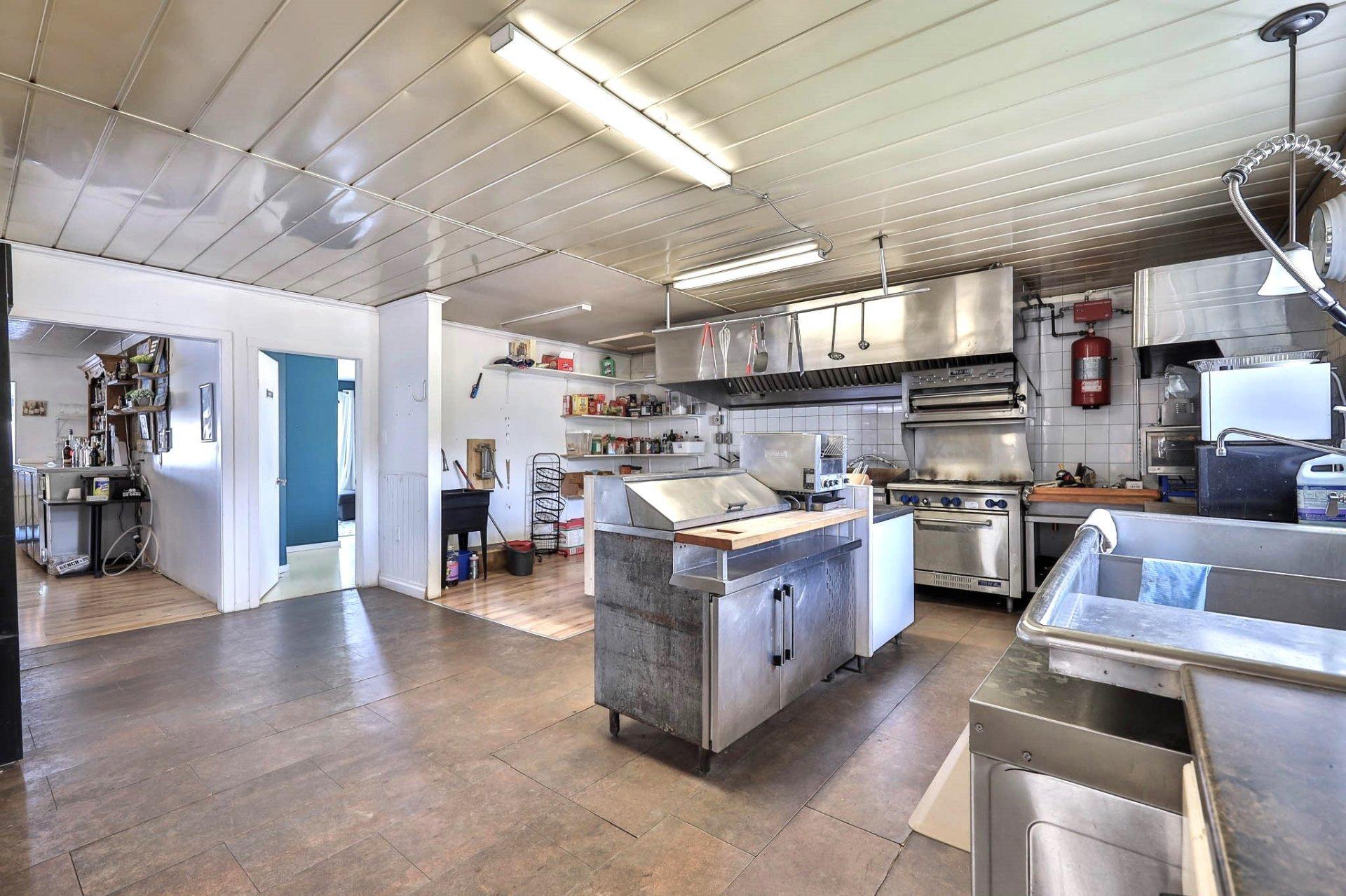 









172


Ch. du Lac-Murray

,
Aumond,




QC
J0W1W0

