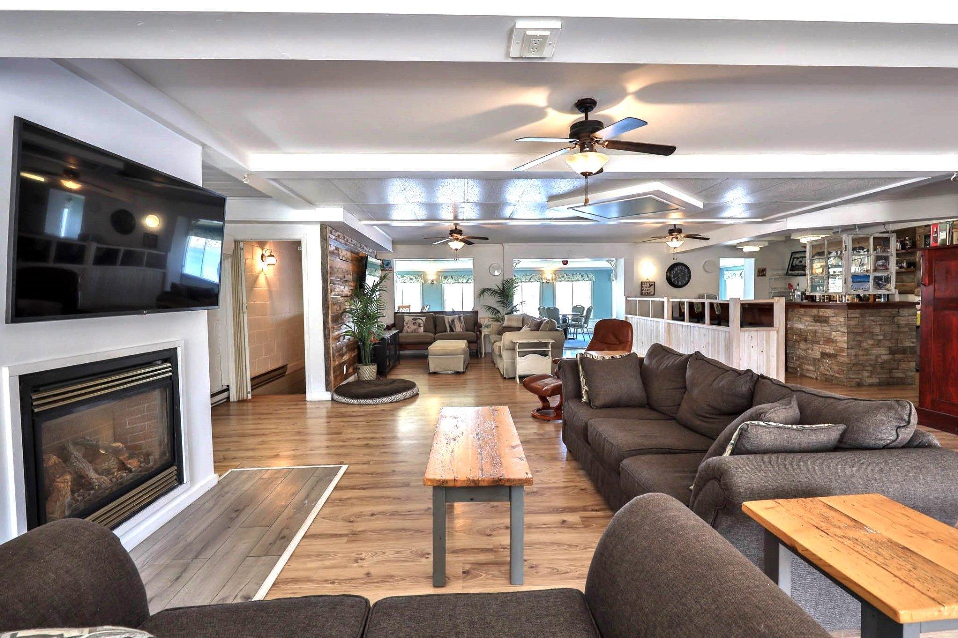 









172


Ch. du Lac-Murray

,
Aumond,




QC
J0W1W0

