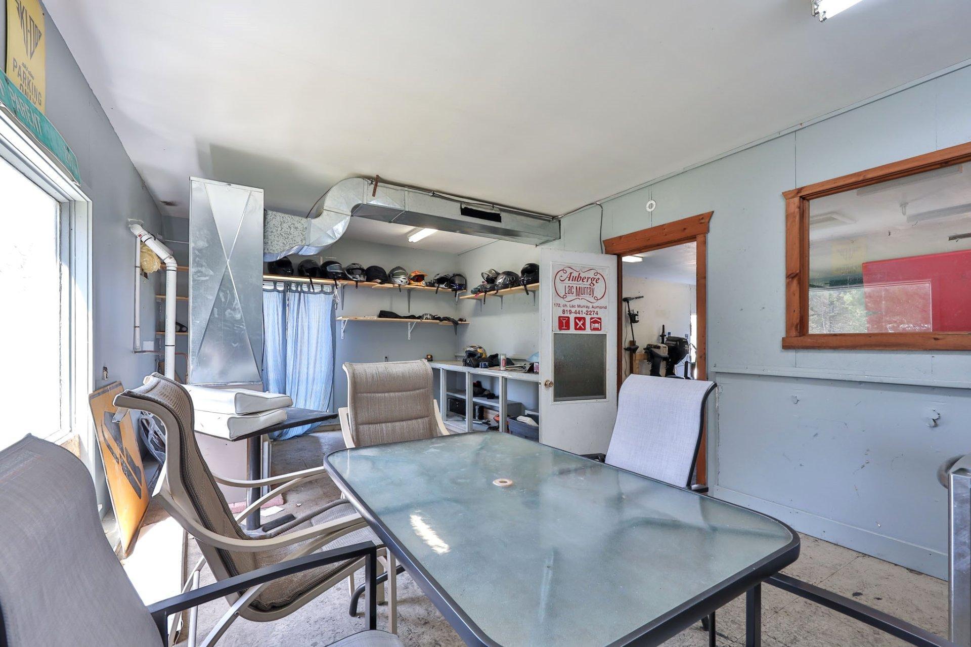 









172


Ch. du Lac-Murray

,
Aumond,




QC
J0W1W0

