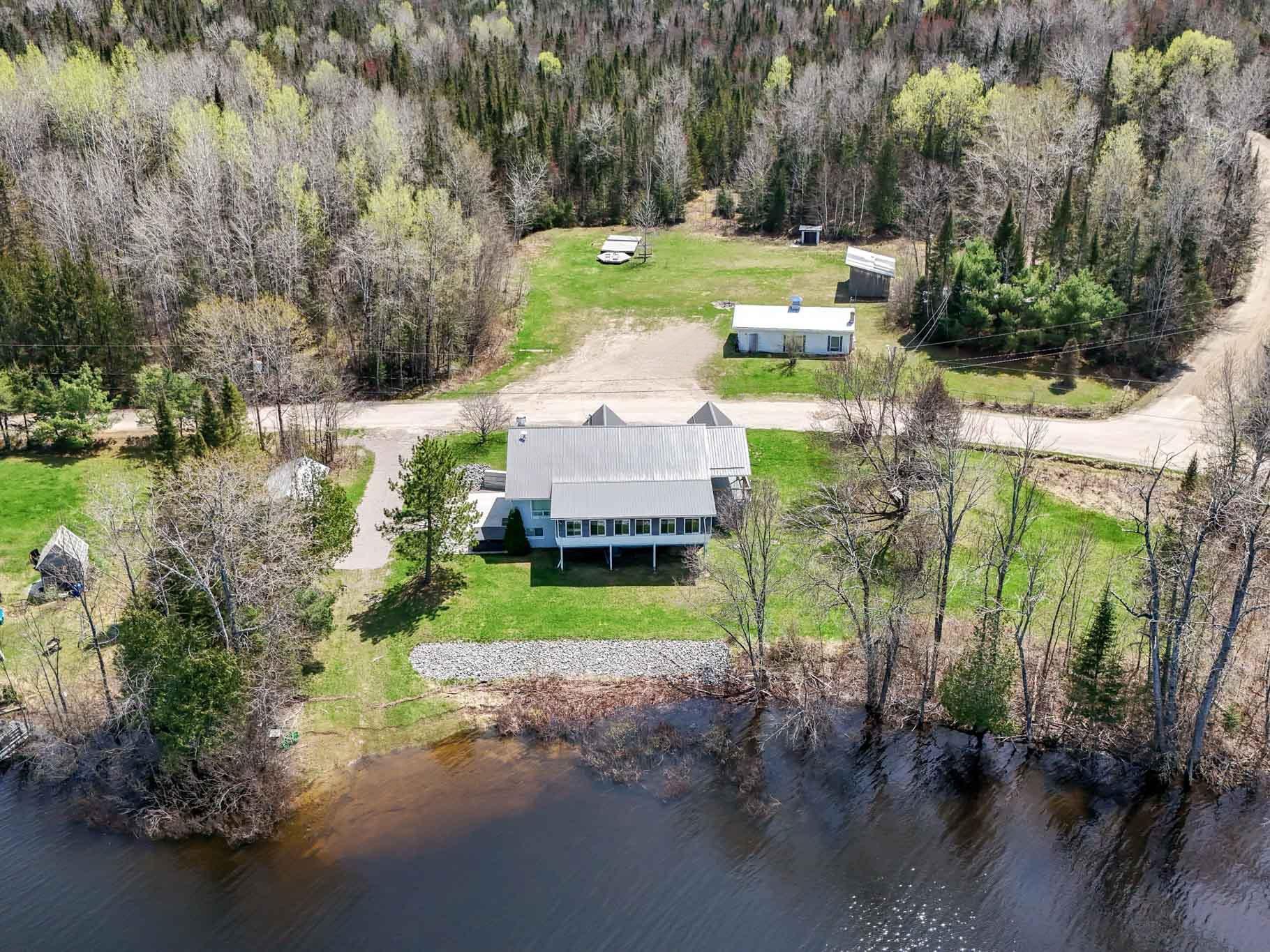 









172


Ch. du Lac-Murray

,
Aumond,




QC
J0W1W0

