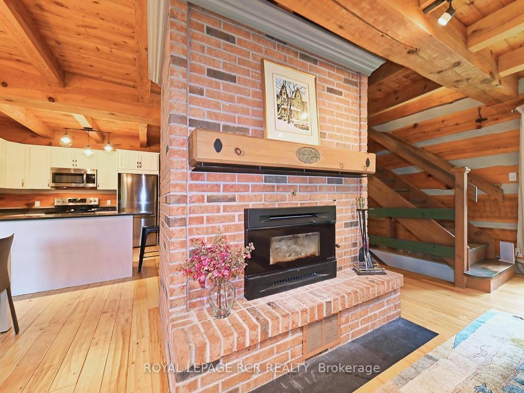 









8391


County 9

Road,
Clearview,




ON
L0M 1G0

