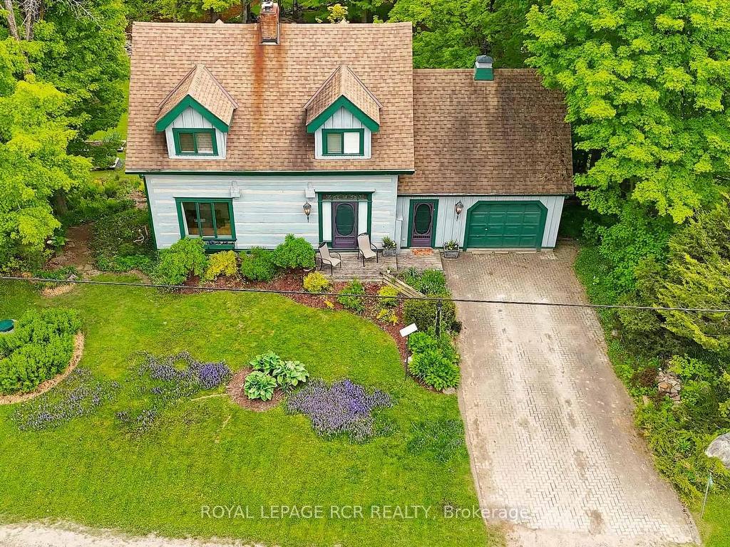 









8391


County 9

Road,
Clearview,




ON
L0M 1G0

