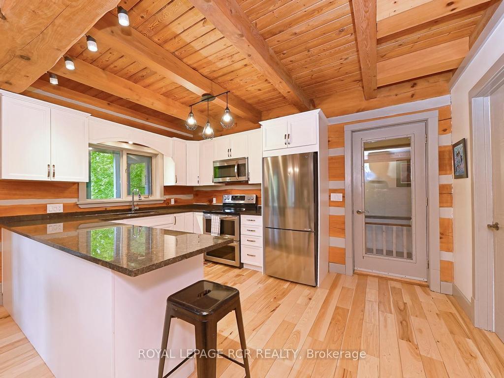 









8391


County 9

Road,
Clearview,




ON
L0M 1G0


