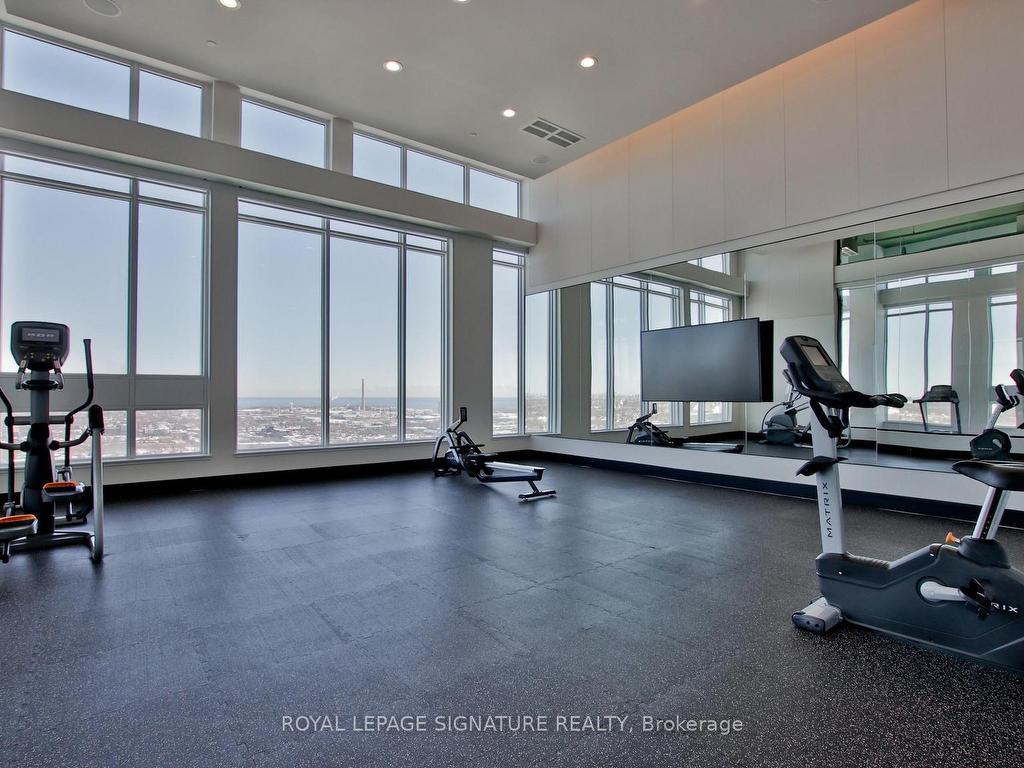 









25


Nicholas

Avenue, 2104,
Toronto,




ON
M5A 0M9

