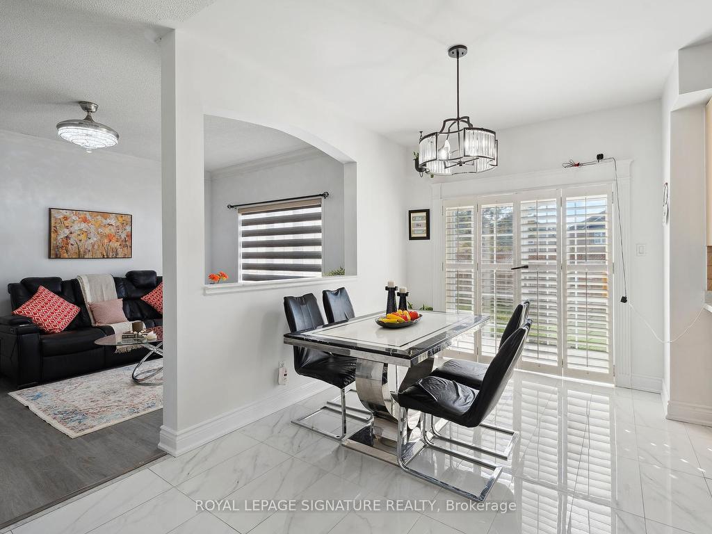 









72


Penbridge

Circle,
Brampton,




ON
L7A 2R1

