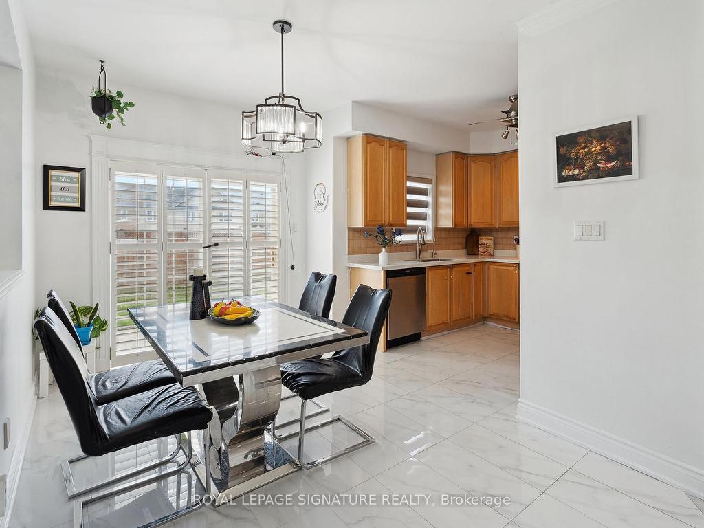 









72


Penbridge

Circle,
Brampton,




ON
L7A 2R1


