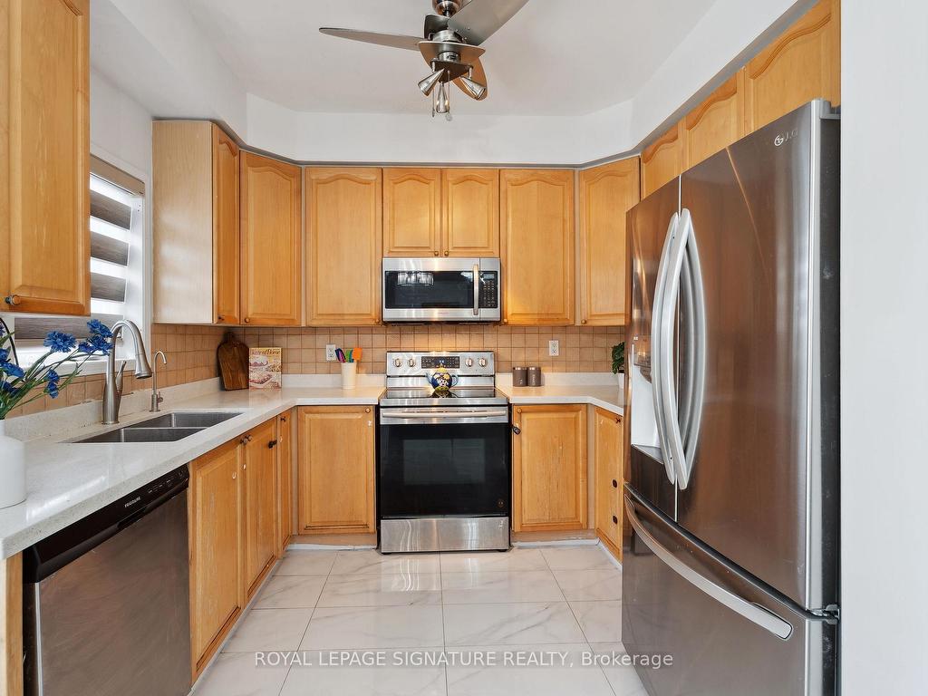 









72


Penbridge

Circle,
Brampton,




ON
L7A 2R1

