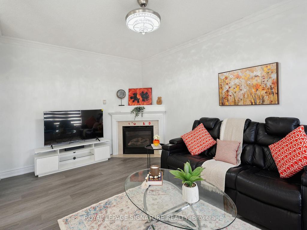 









72


Penbridge

Circle,
Brampton,




ON
L7A 2R1

