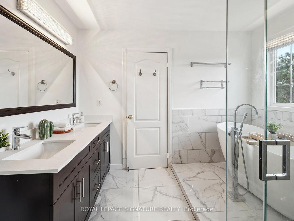 









72


Penbridge

Circle,
Brampton,




ON
L7A 2R1

