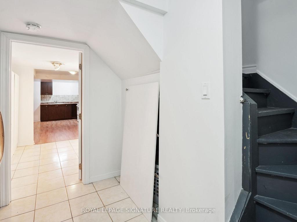 









72


Penbridge

Circle,
Brampton,




ON
L7A 2R1

