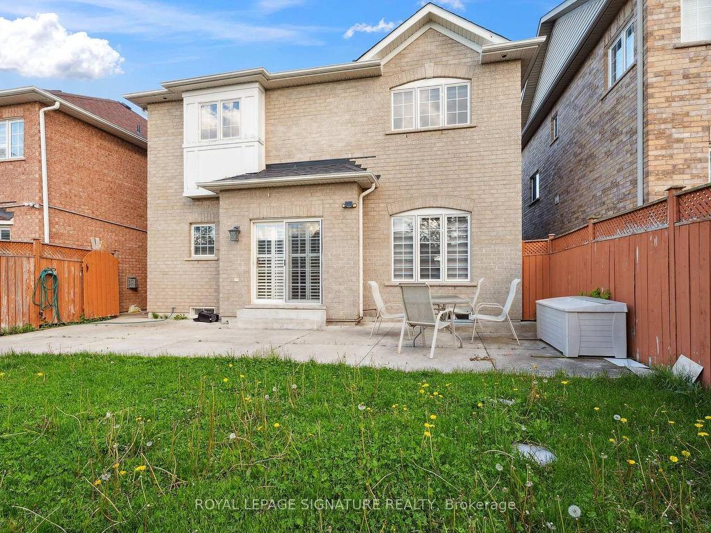 









72


Penbridge

Circle,
Brampton,




ON
L7A 2R1


