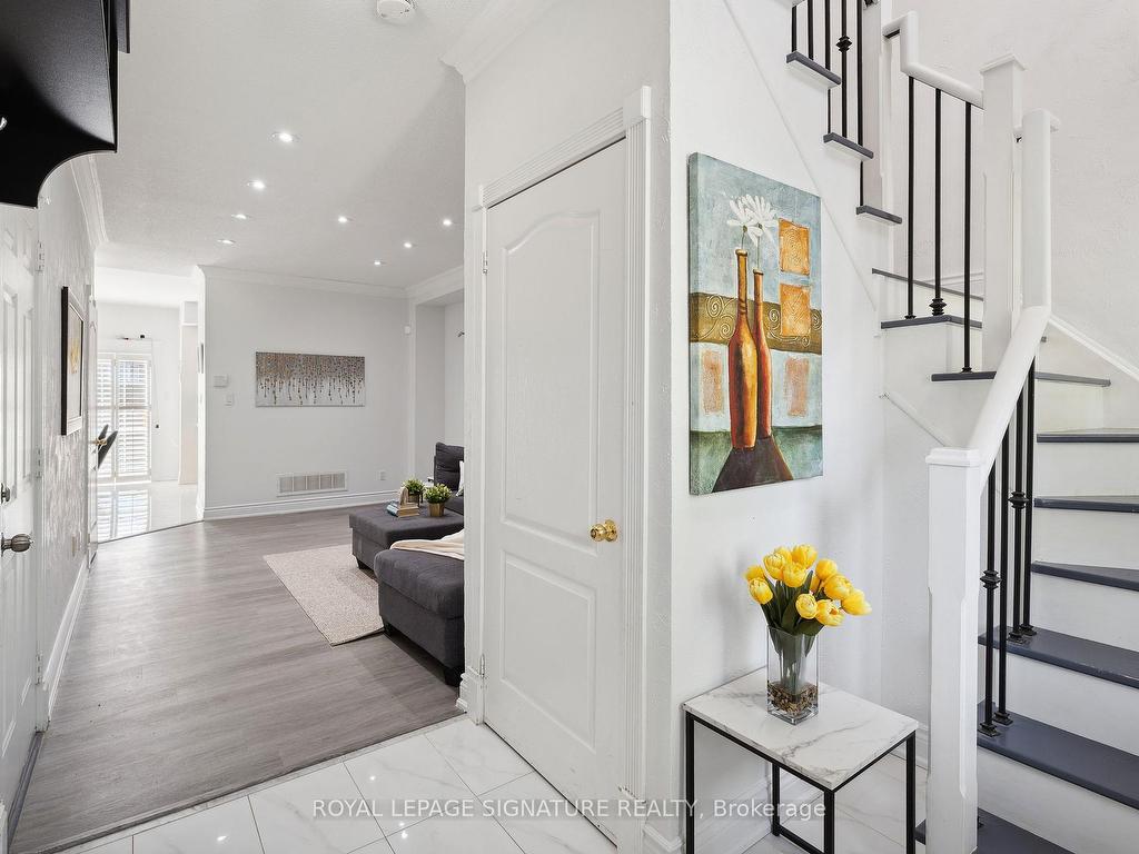 









72


Penbridge

Circle,
Brampton,




ON
L7A 2R1

