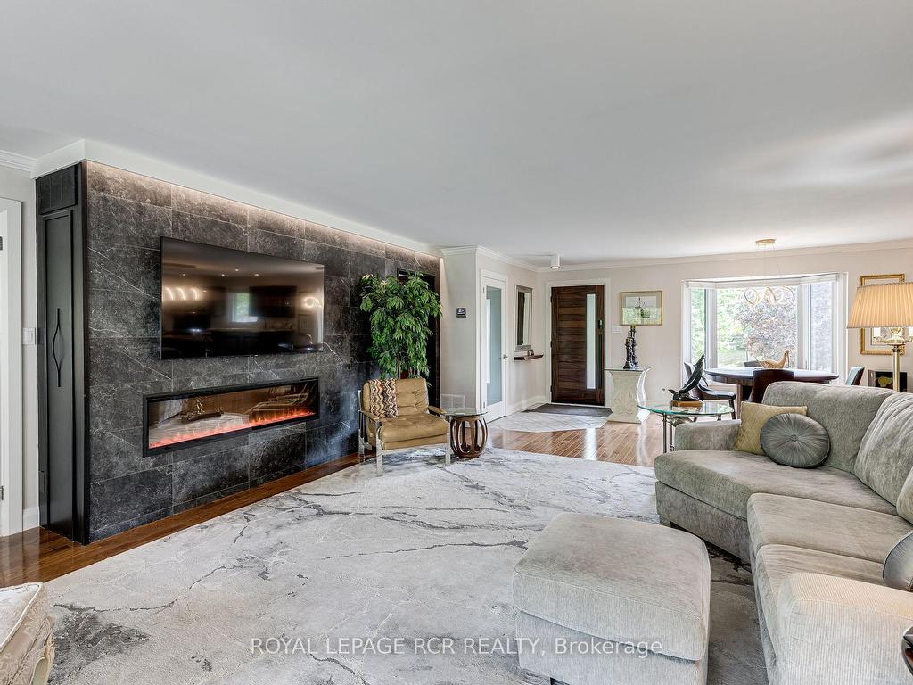 









1


Lormik

Drive,
Uxbridge,




ON
L9P 1R9

