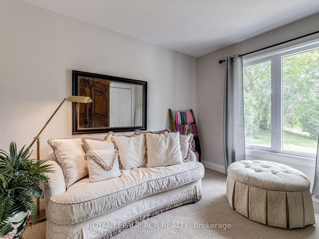 









1


Lormik

Drive,
Uxbridge,




ON
L9P 1R9

