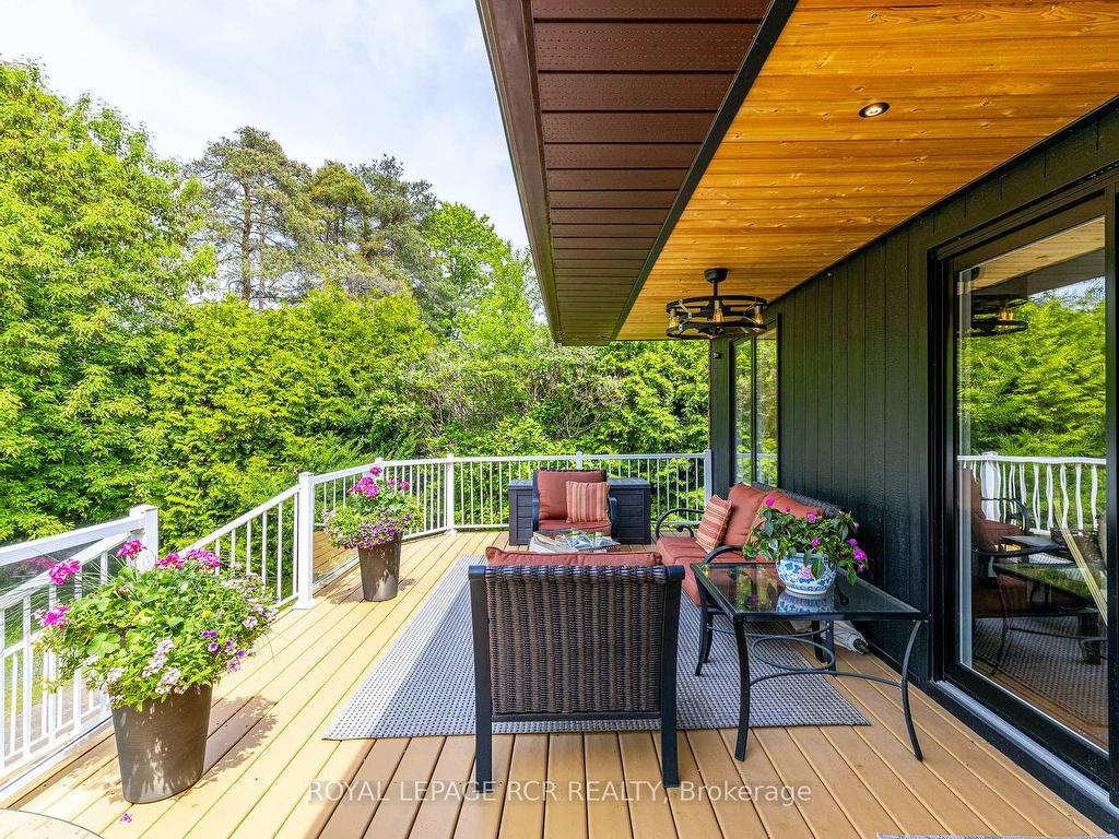 









1


Lormik

Drive,
Uxbridge,




ON
L9P 1R9

