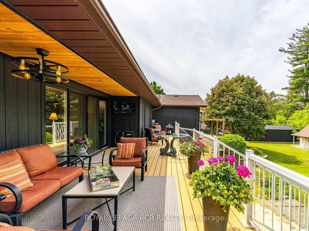









1


Lormik

Drive,
Uxbridge,




ON
L9P 1R9

