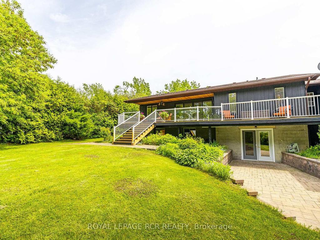 









1


Lormik

Drive,
Uxbridge,




ON
L9P 1R9


