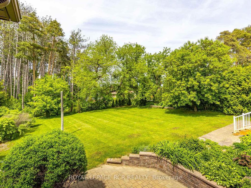 









1


Lormik

Drive,
Uxbridge,




ON
L9P 1R9

