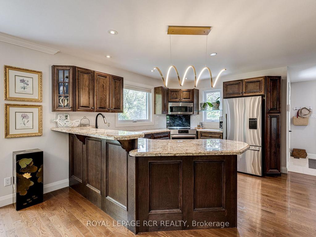 









1


Lormik

Drive,
Uxbridge,




ON
L9P 1R9

