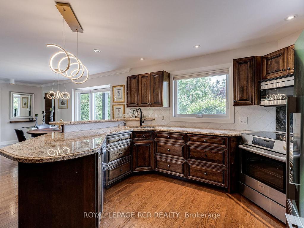 









1


Lormik

Drive,
Uxbridge,




ON
L9P 1R9

