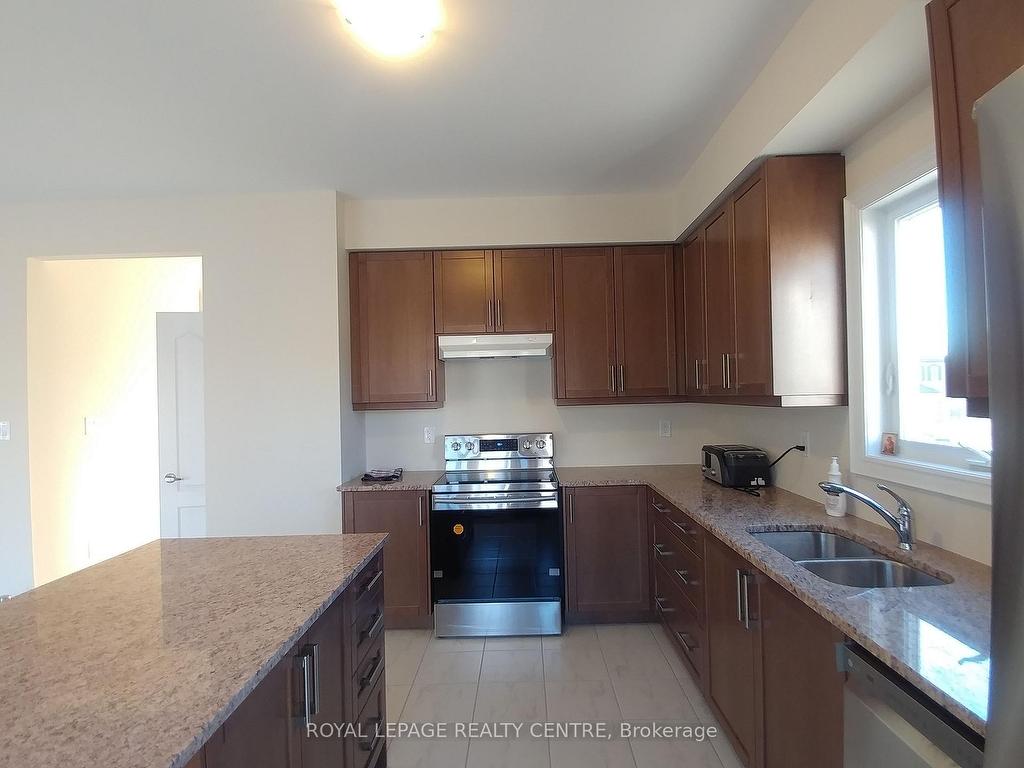 









43


Landscape

Drive,
Oro-Medonte,




ON
L0L 2X0

