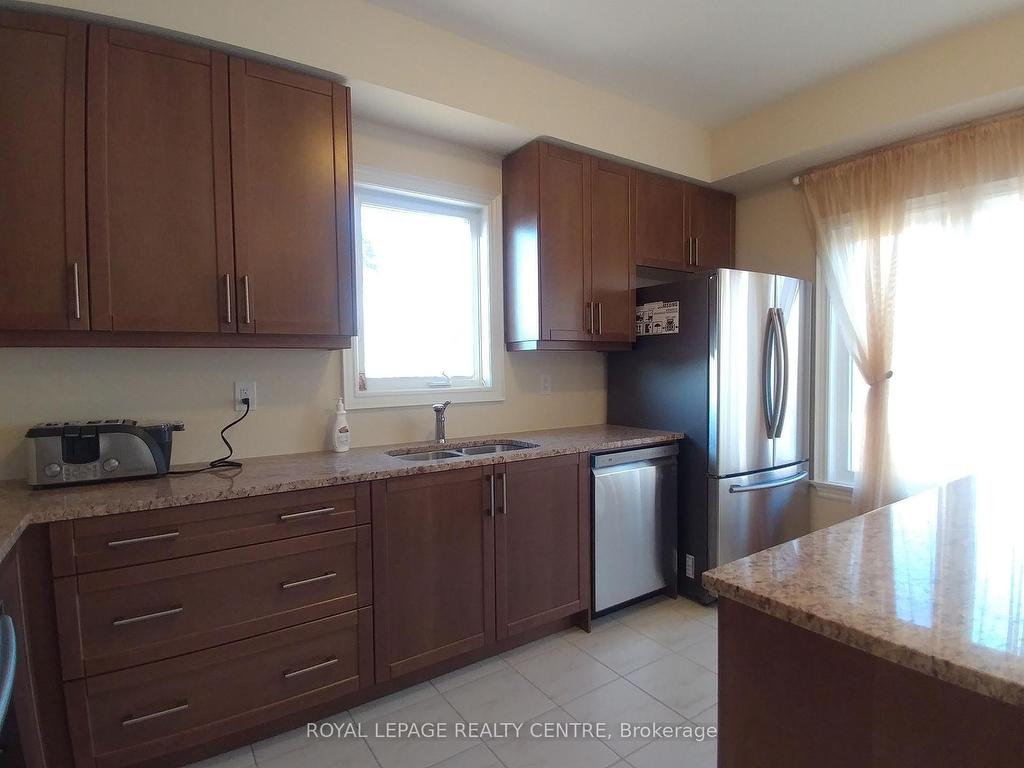 









43


Landscape

Drive,
Oro-Medonte,




ON
L0L 2X0

