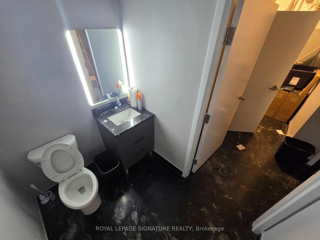









7


King

Street East, 5D,
Toronto,




ON
M5C 3C5

