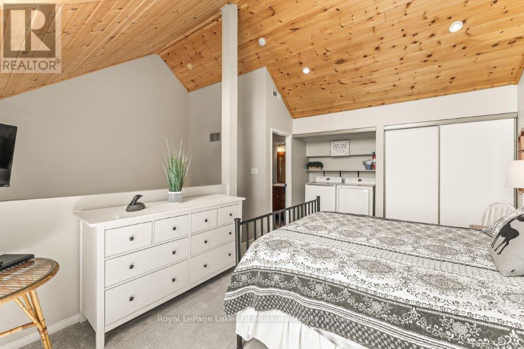 












30 TURNER DRIVE

,
Huntsville (Chaffey),




Ontario
P1H1A8

