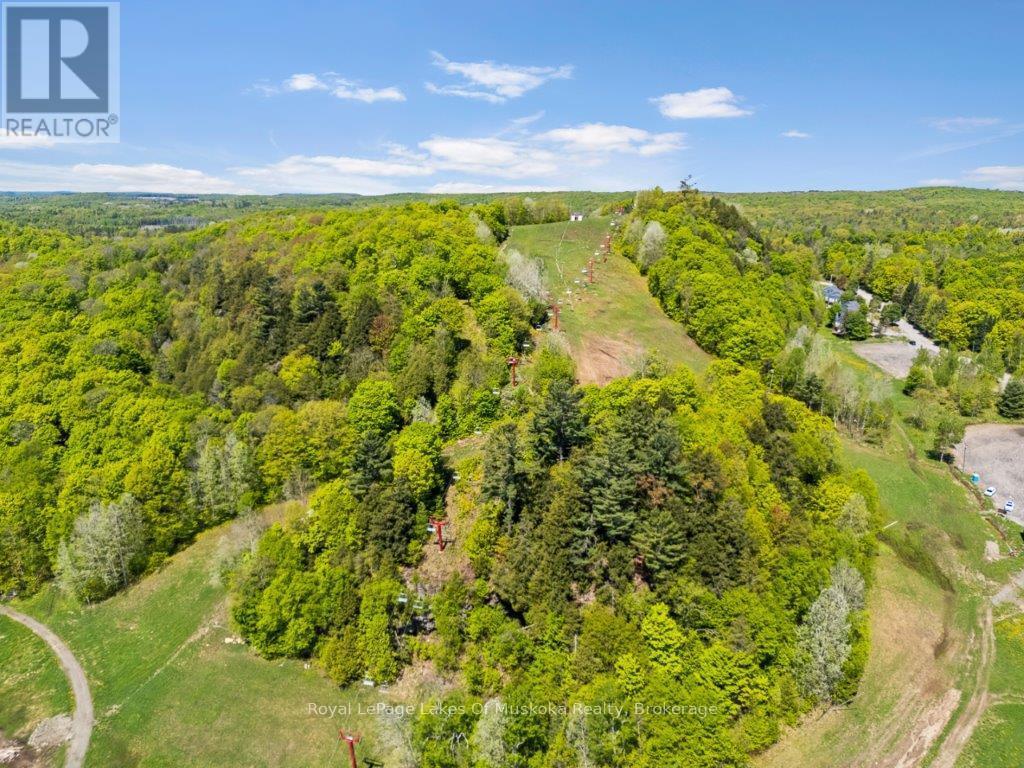 












30 TURNER DRIVE

,
Huntsville (Chaffey),




Ontario
P1H1A8

