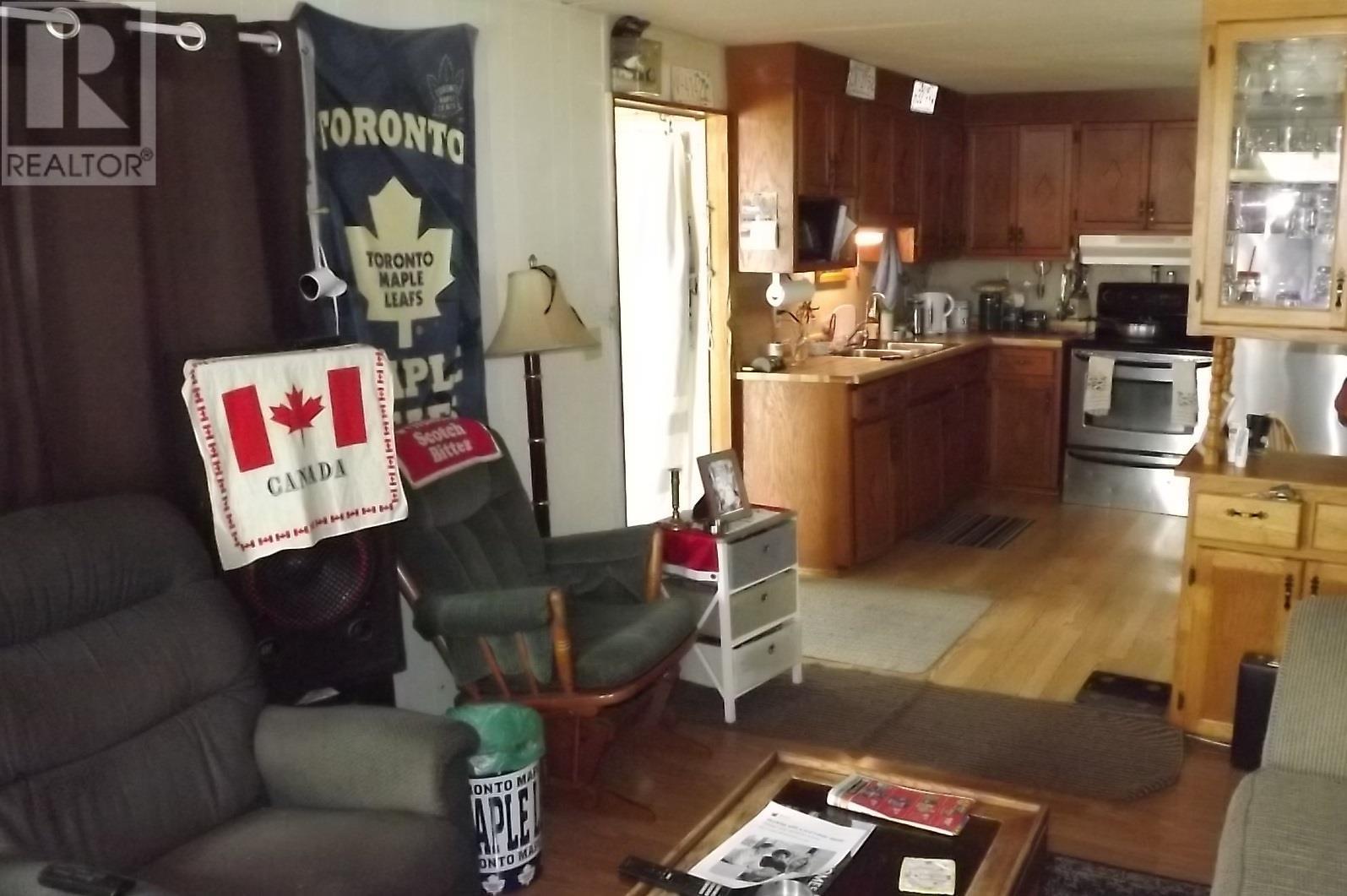 












15 Chalmers CRES

,
Elliot Lake,




Ontario
P5A1A1

