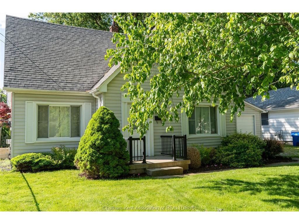 









17


O'Brien

Drive,
Chatham,




ON
N7M 2E5

