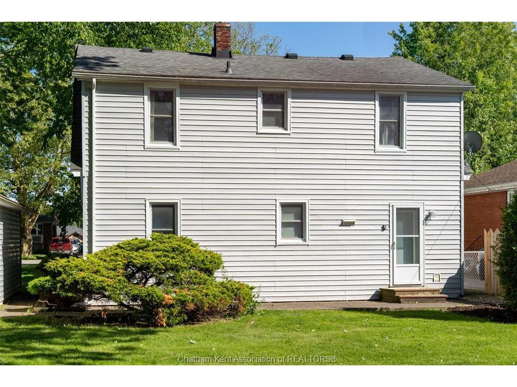 









17


O'Brien

Drive,
Chatham,




ON
N7M 2E5

