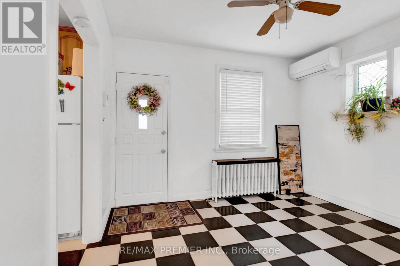 












349 KIPLING AVENUE

,
Toronto,




Ontario
M8V3K6

