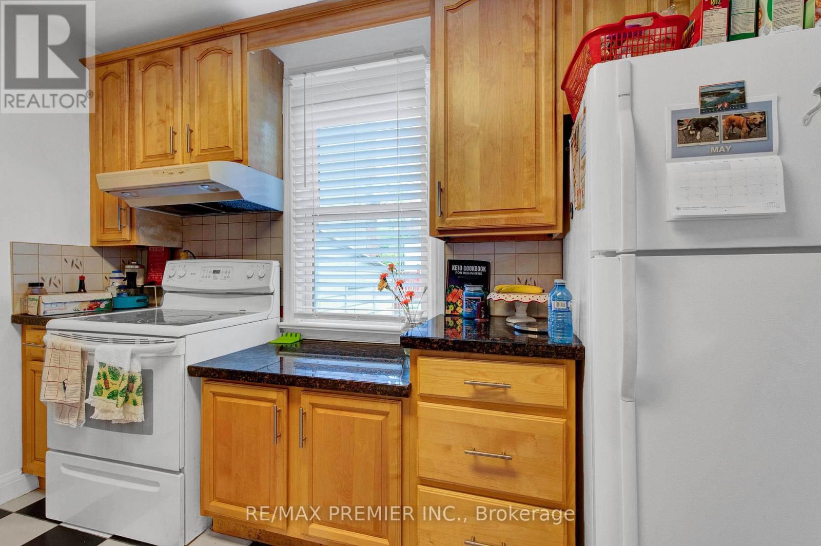 












349 KIPLING AVENUE

,
Toronto,




Ontario
M8V3K6

