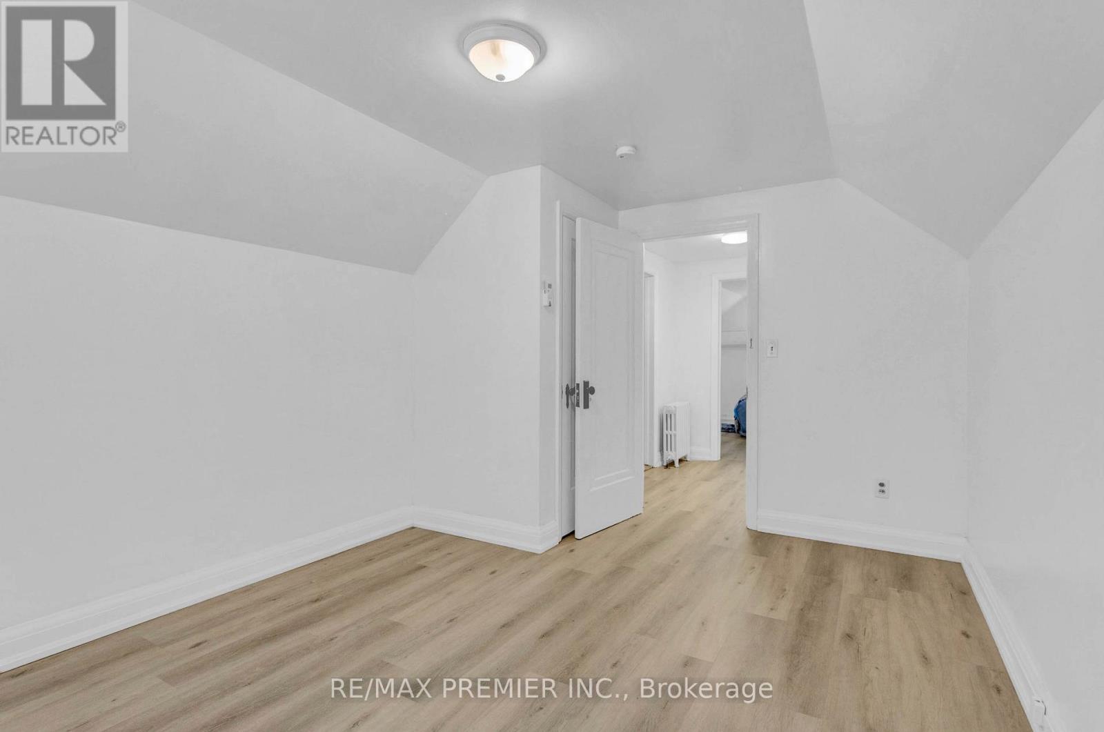 












349 KIPLING AVENUE

,
Toronto,




Ontario
M8V3K6

